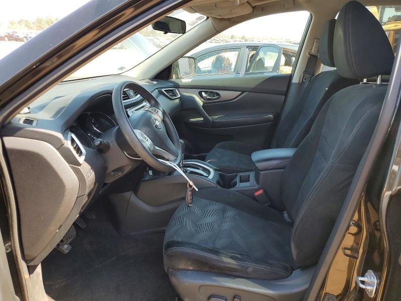 2016 Nissan Rogue sv