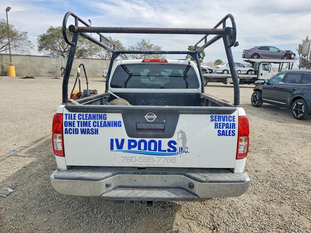 2014 Nissan Frontier S