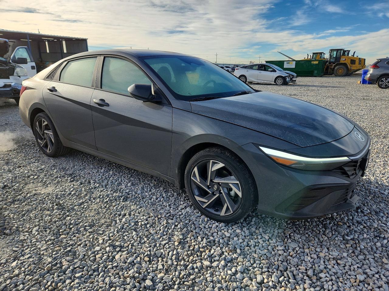 2025 Hyundai Elantra Hybrid sel Sport