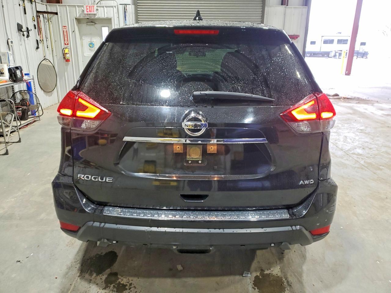 2017 Niss Rogue s