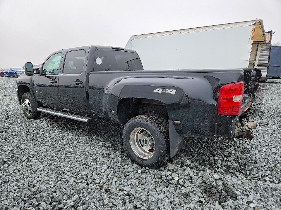 2011 Chevrolet Silverado K3500 ltz
