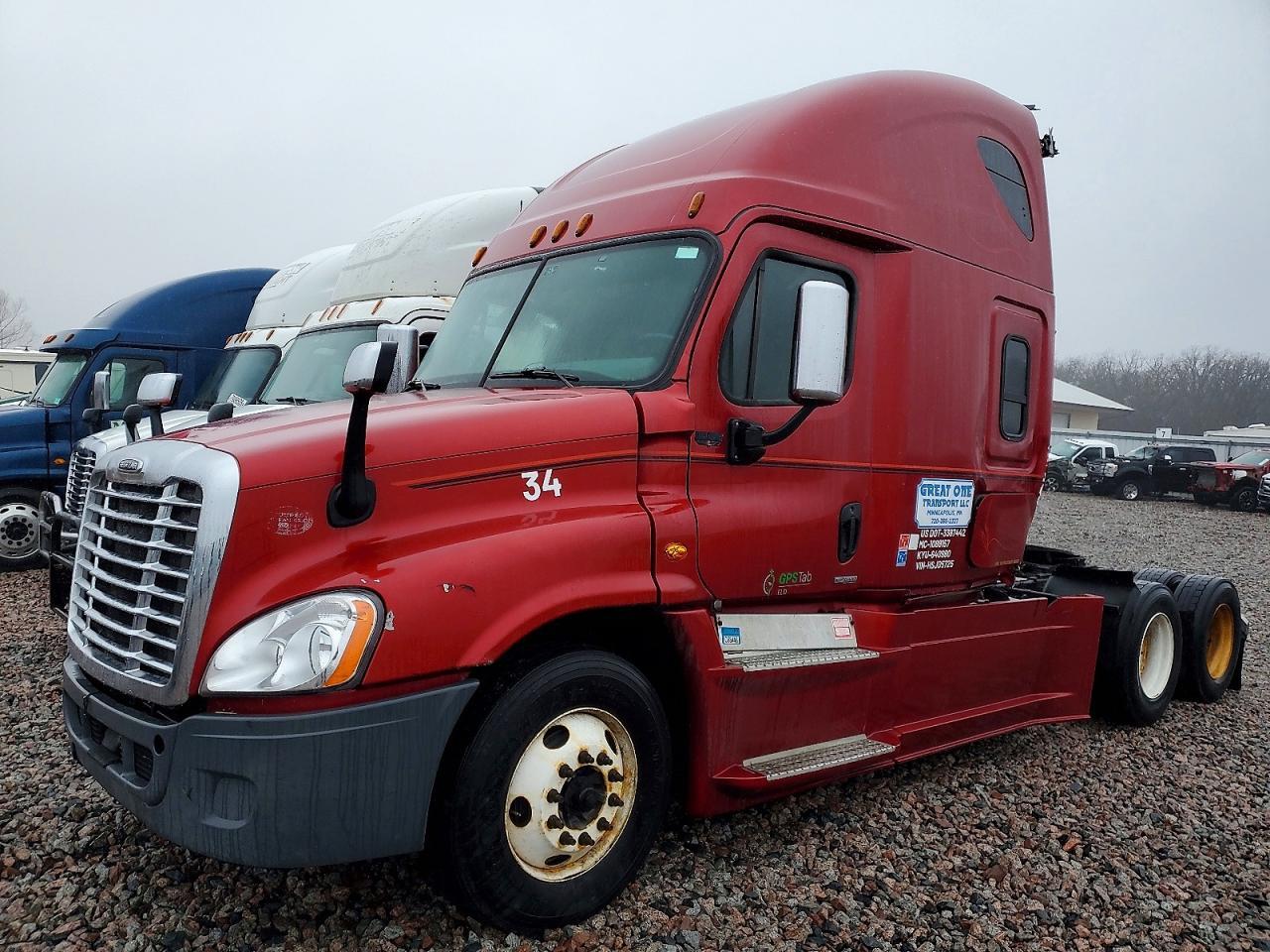 2017 Freigliner 2017 Freightliner Cascadia 125 Semi Truck