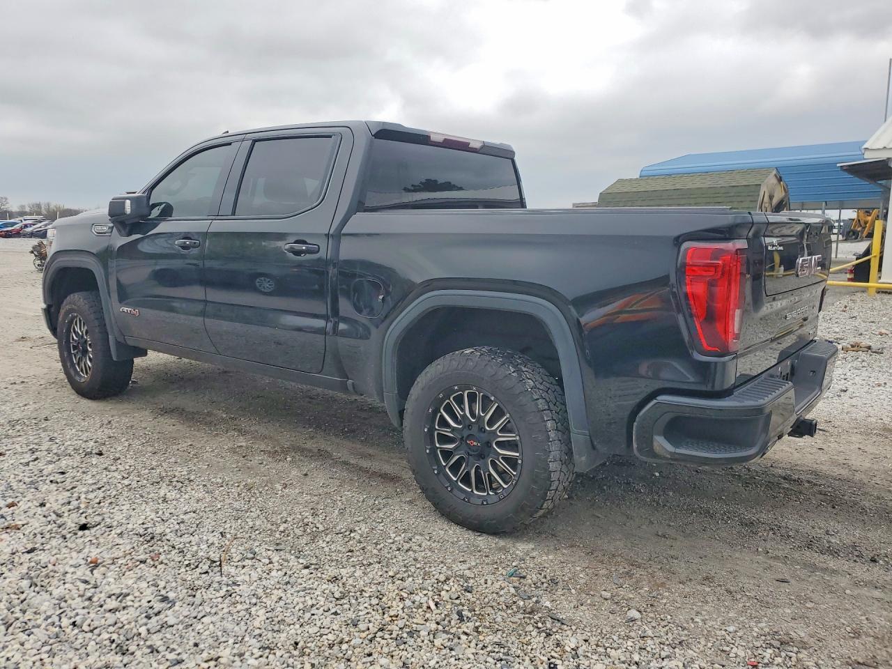 2021 GMC Sierra K1500 AT4