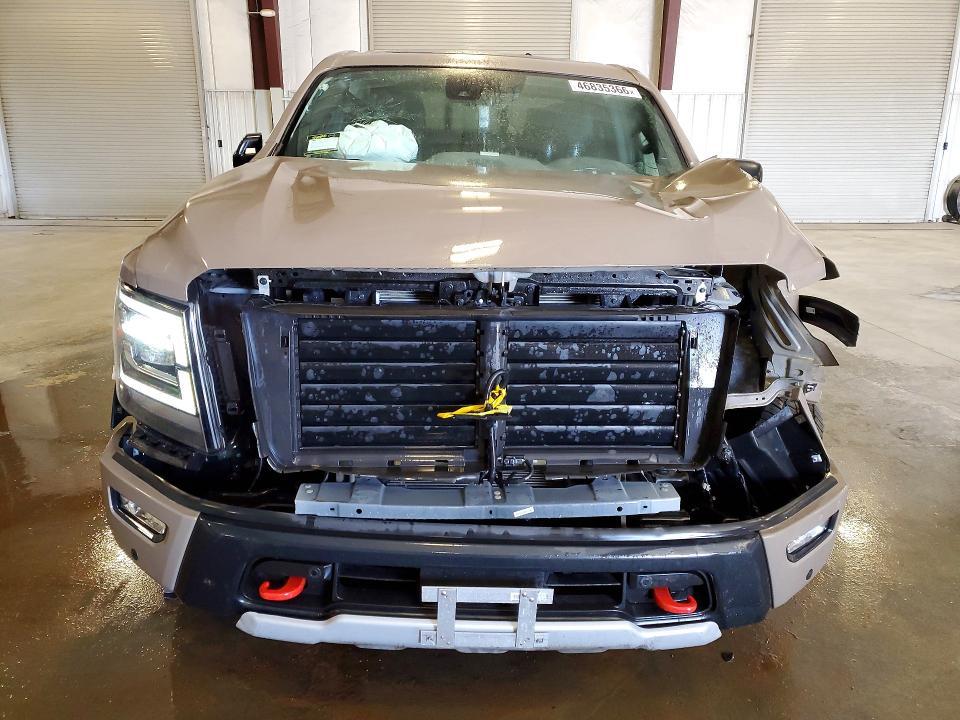 2024 Nissan Titan PRO-4X
