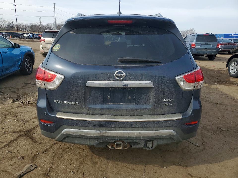 2014 Nissan Pathfinder sl