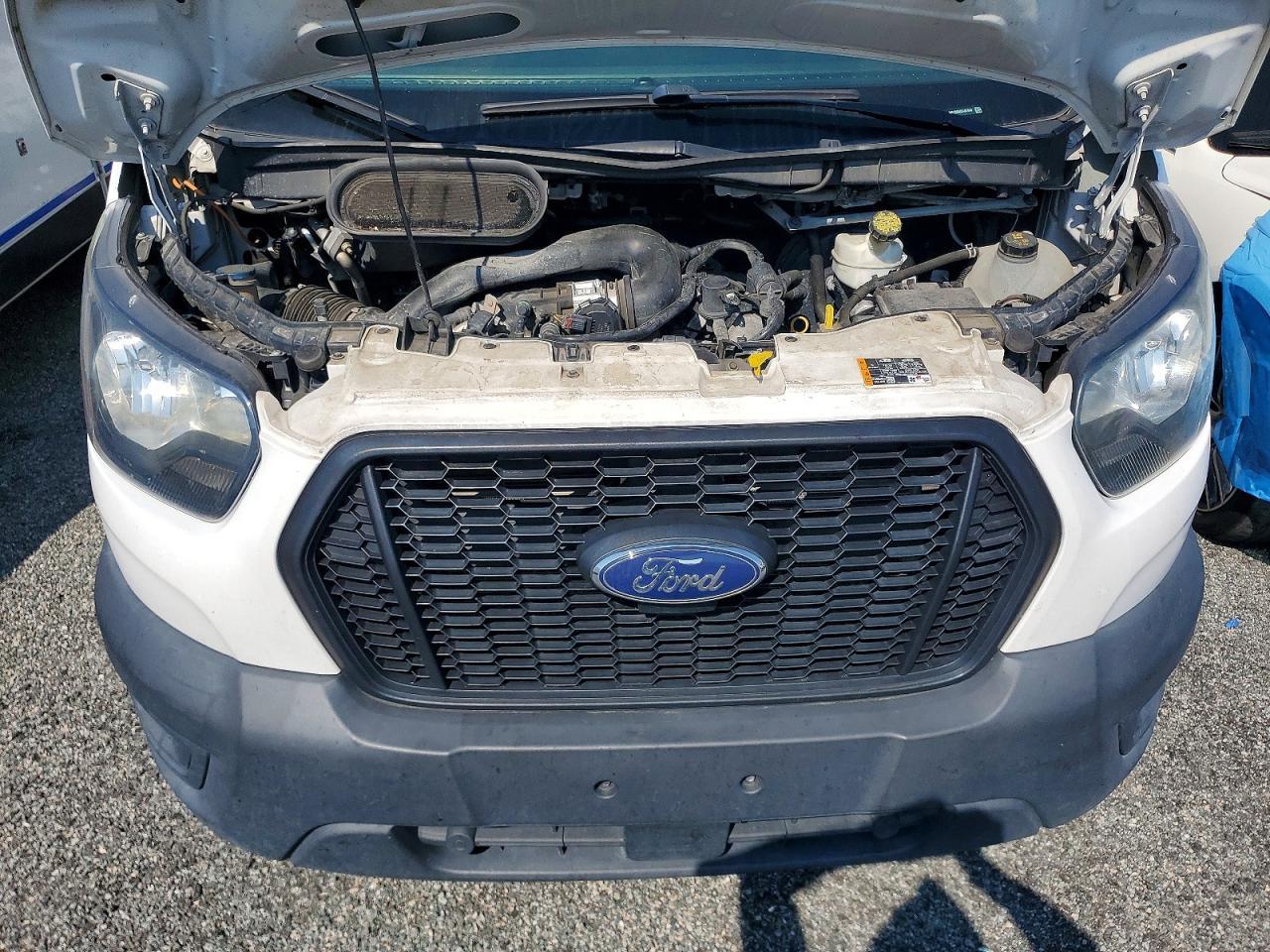 2021 Ford Transit Delivery Truck