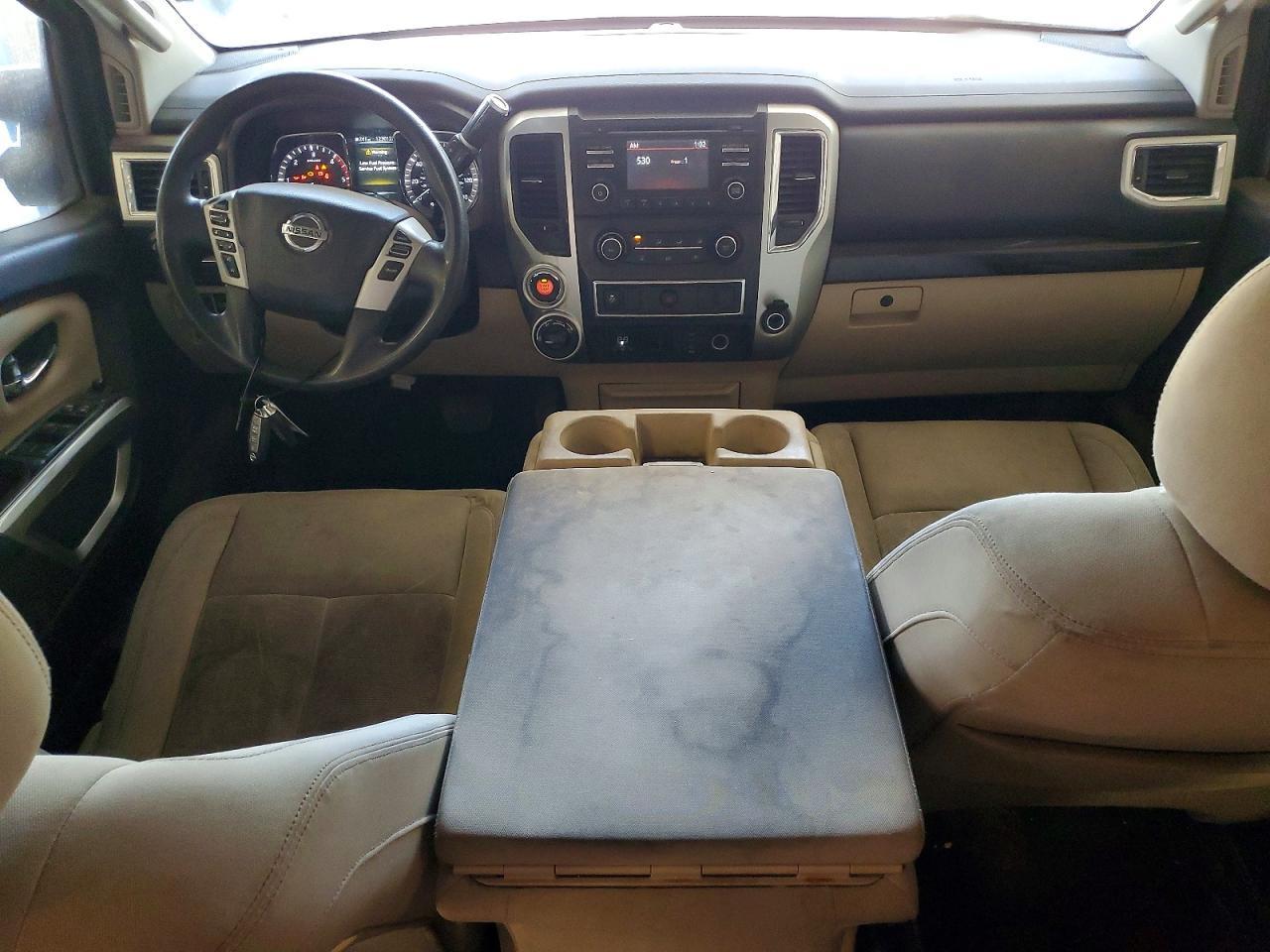 2017 Nissan Titan XD SV