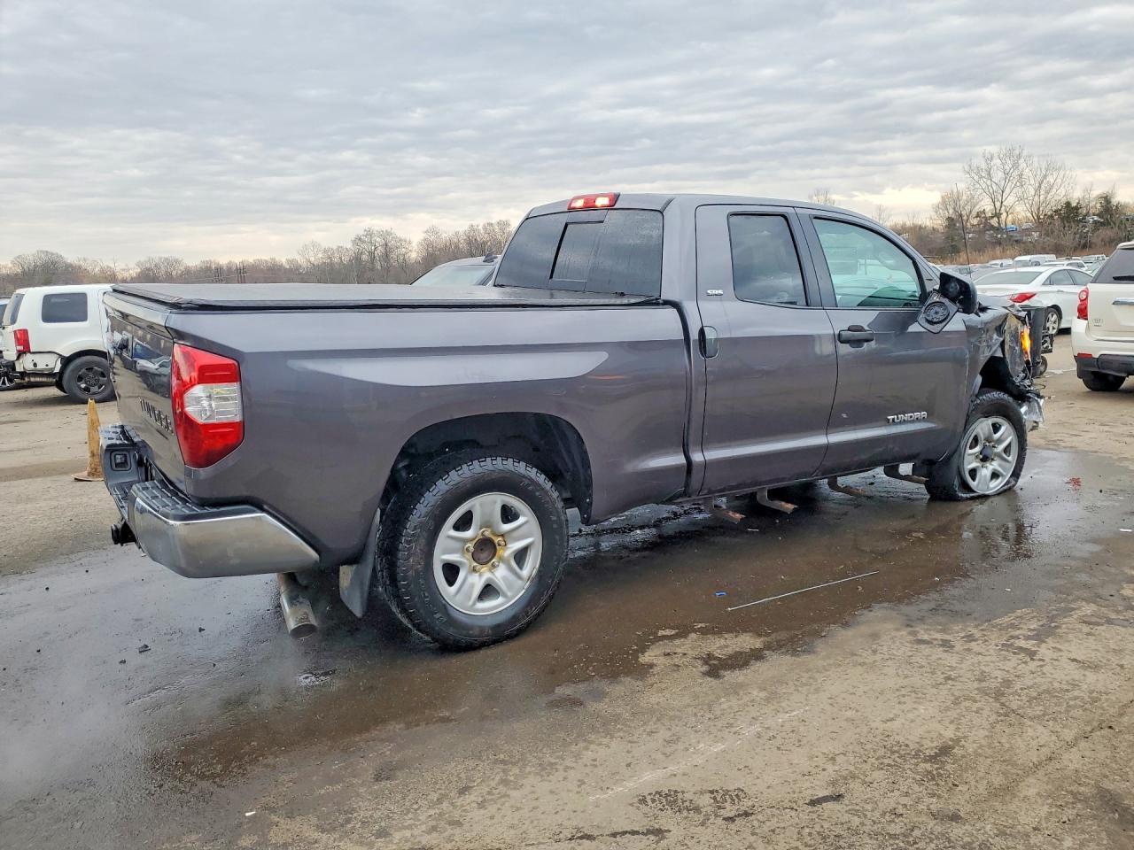 2016 Toyota Tundra SR5