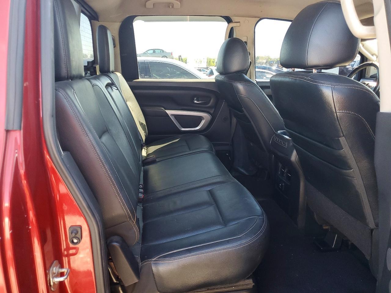 2016 Nissan Titan XD SL