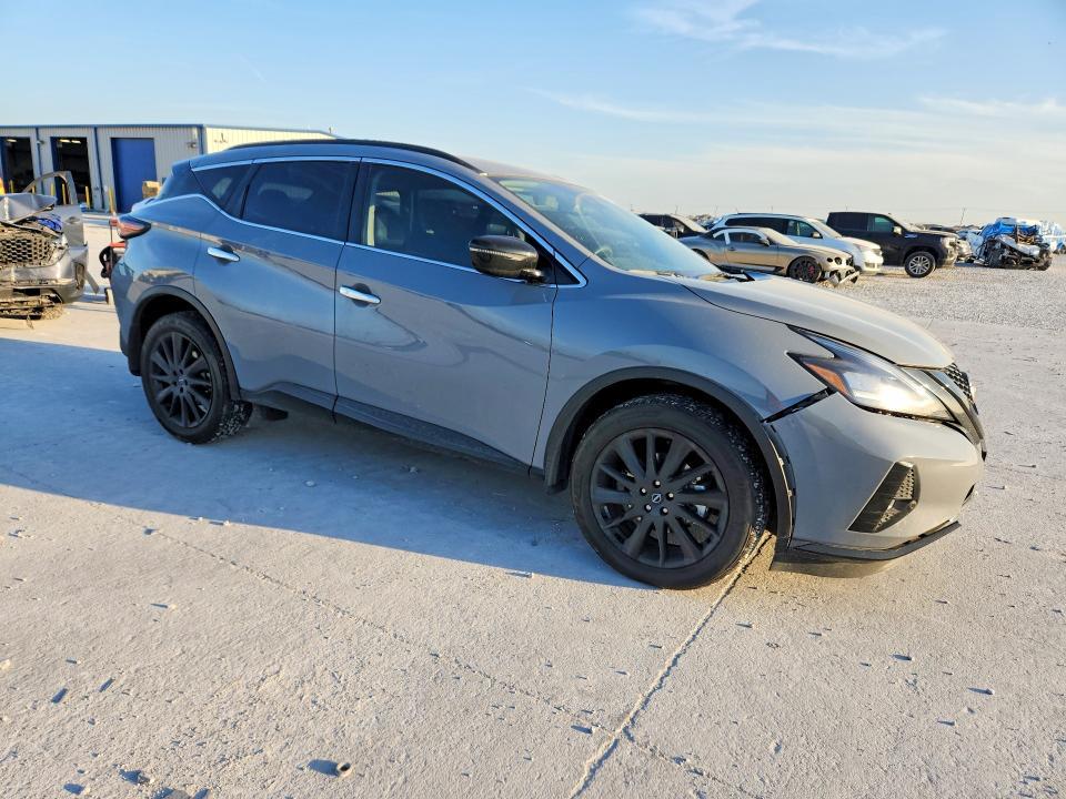 2023 Niss Murano sv