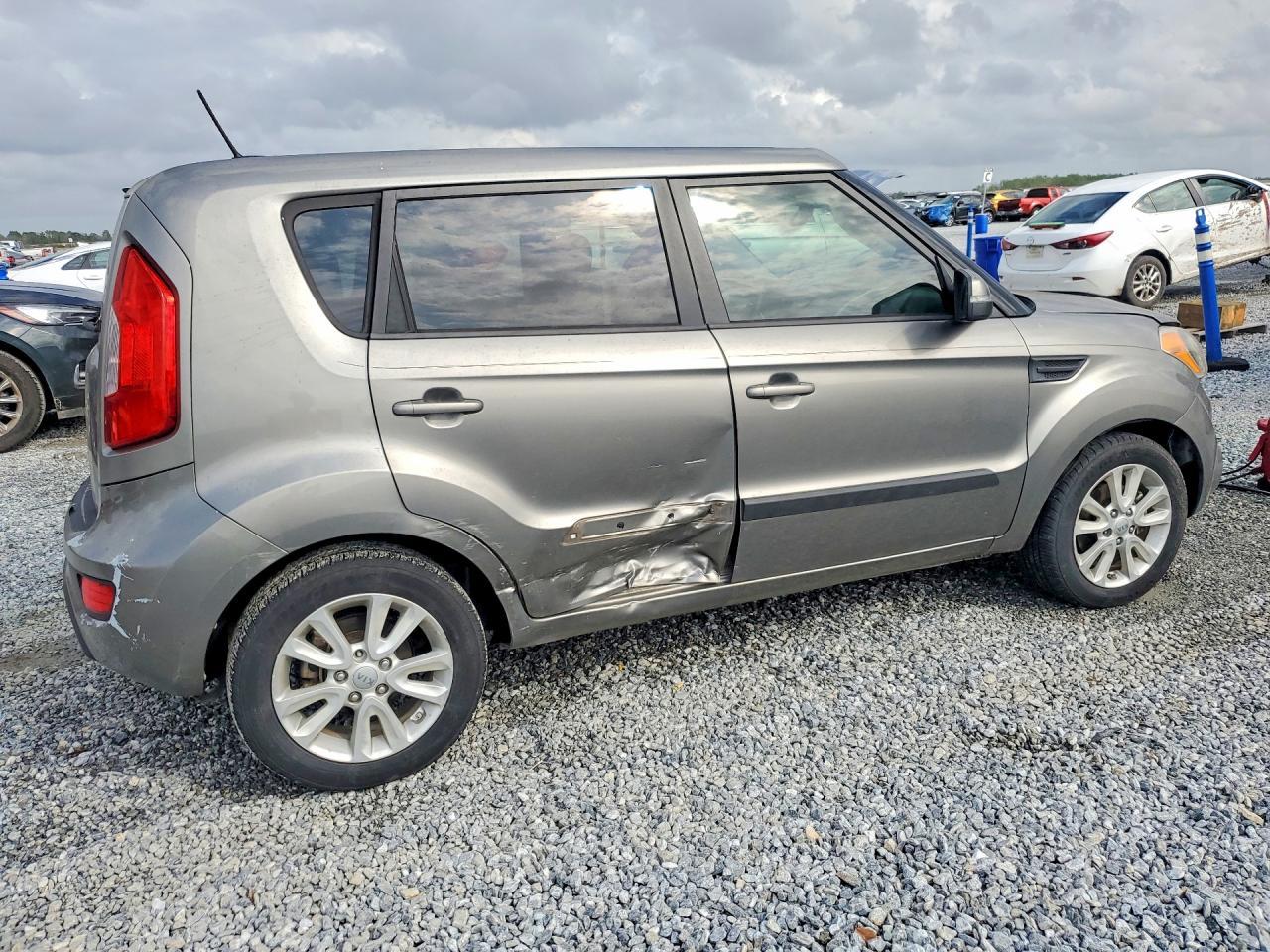 2012 KIA Soul +