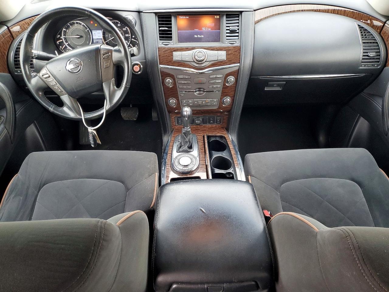 2017 Nissan Armada sv