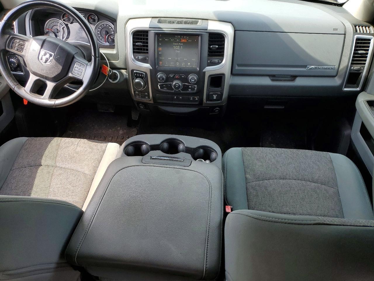 2016 Dodge RAM 1500 SLT