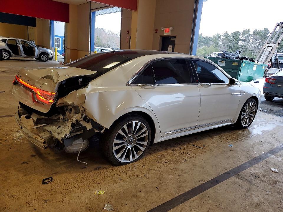 2017 Lincoln Continental Reserve