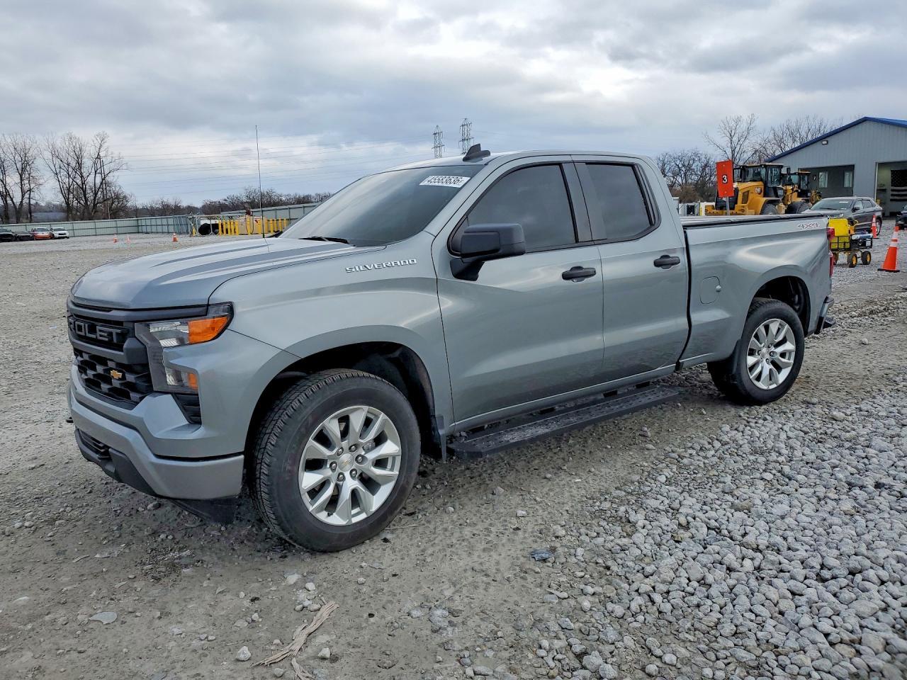 2024 Chevrolet Silverado K1500 Custom