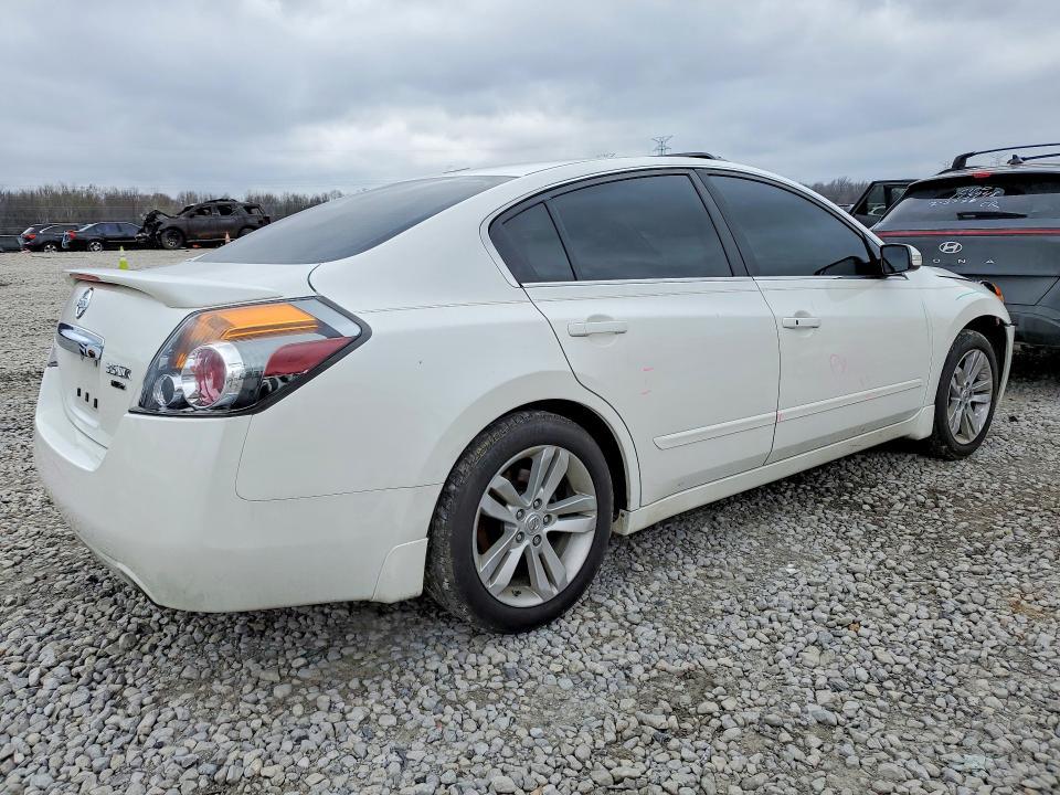 2012 Nissan Altima 3.5 sr