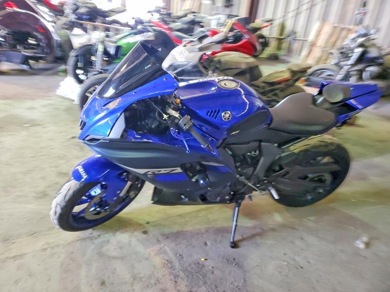 2024 Yamaha YZFR7