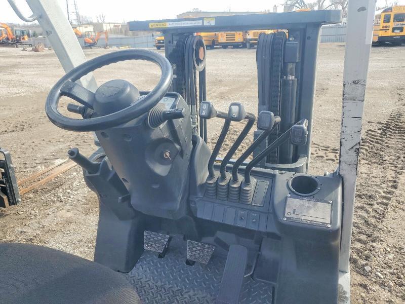 2015 Unicariers 2015 Nissan MCP1F2A20LV Forklift