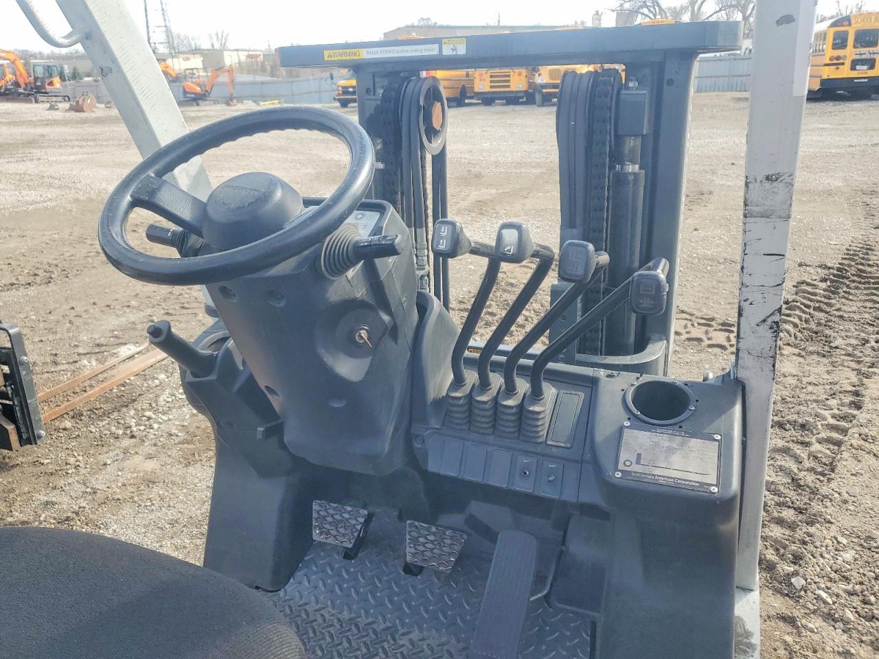 2015 Unicariers 2015 Nissan MCP1F2A20LV Forklift