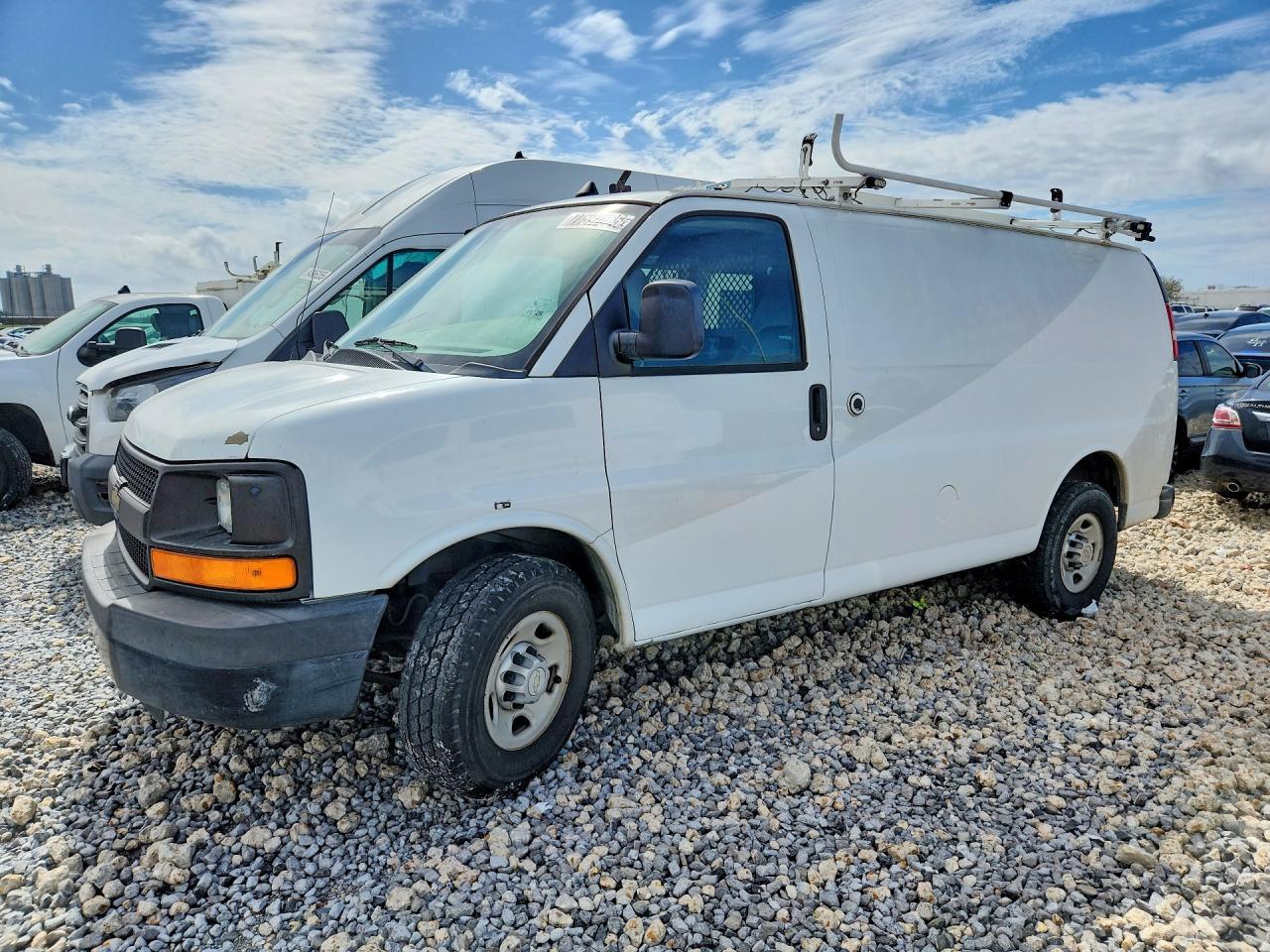2013 Chevrolet 2013 Chev G2500 Express Cargo Van