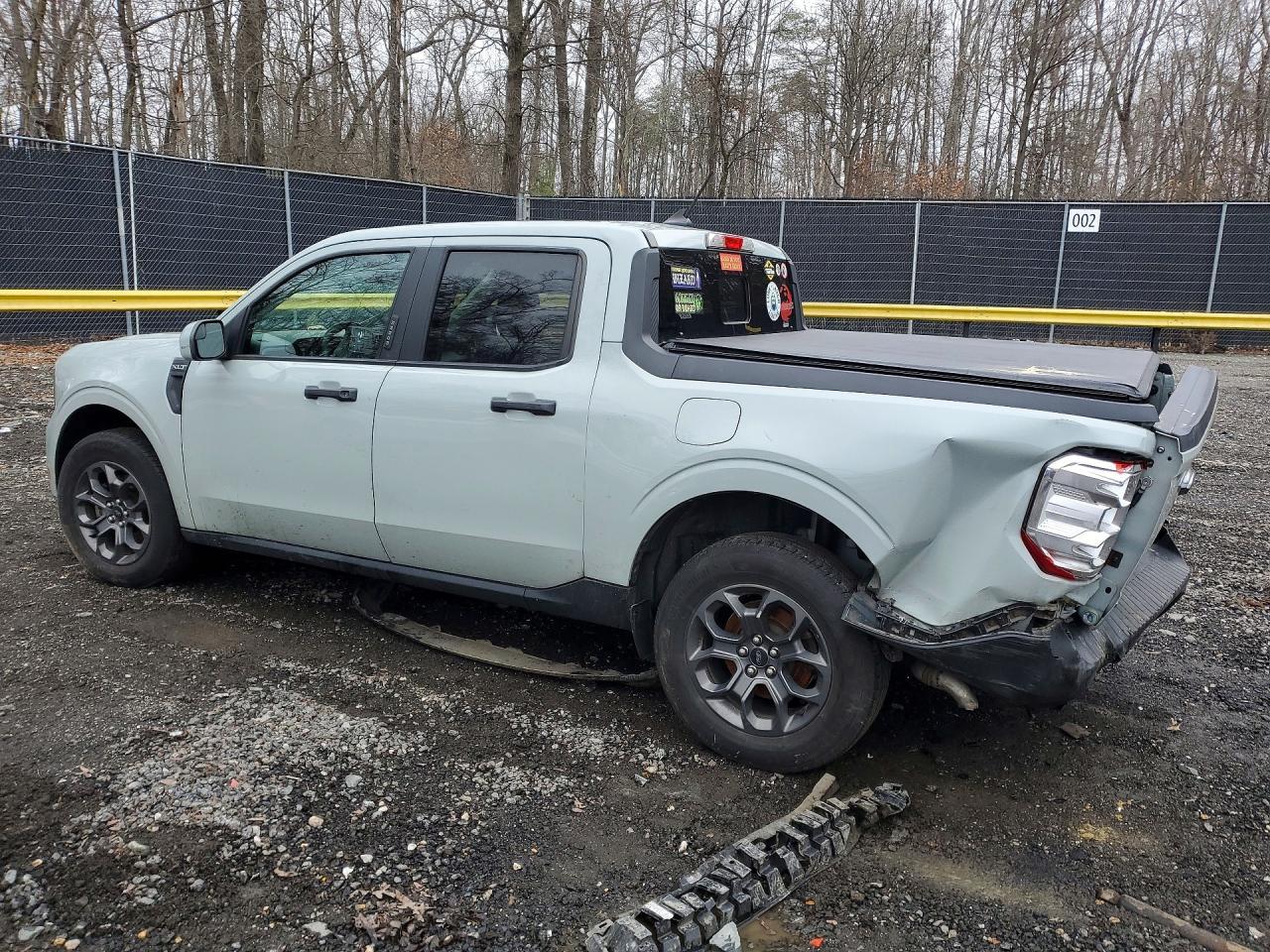 2022 Ford Maverick XL