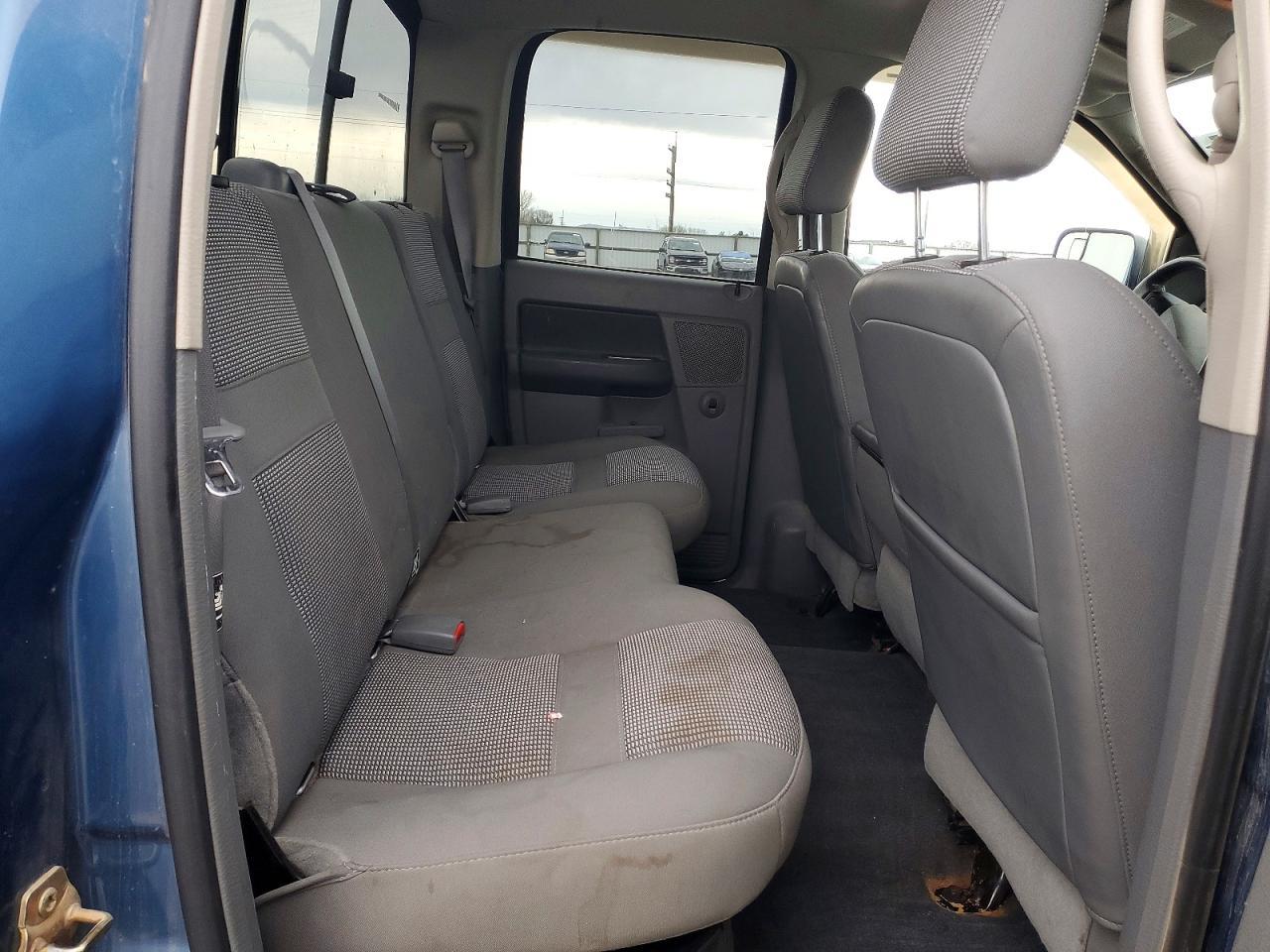 2006 Dodge RAM 2500 ST