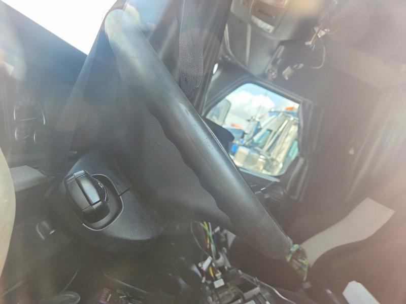 2022 Freigliner 2022 Freightliner Cascadia 126 Semi Truck