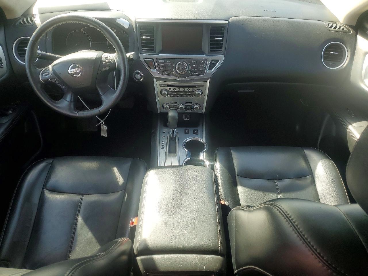 2018 Nissan Pathfinder sl