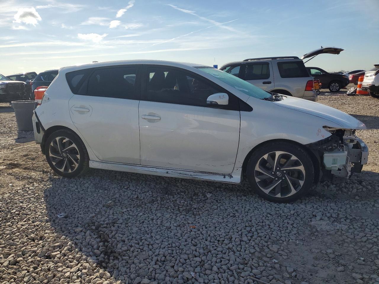 2016 Scion Im Base