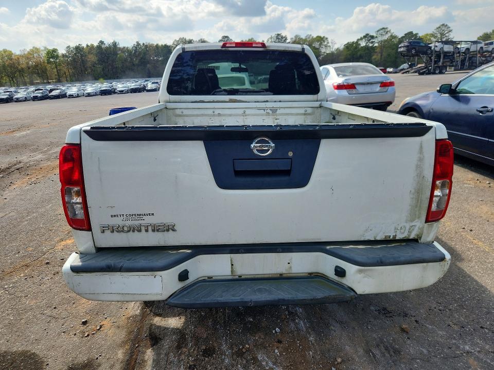 2017 Nissan Frontier s