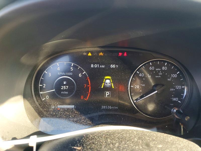 2022 Nissan Kicks sv