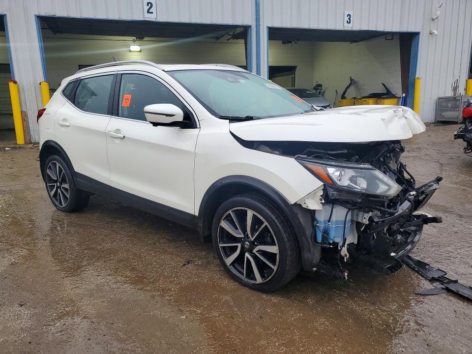 2017 Nissan Rogue Sport sl