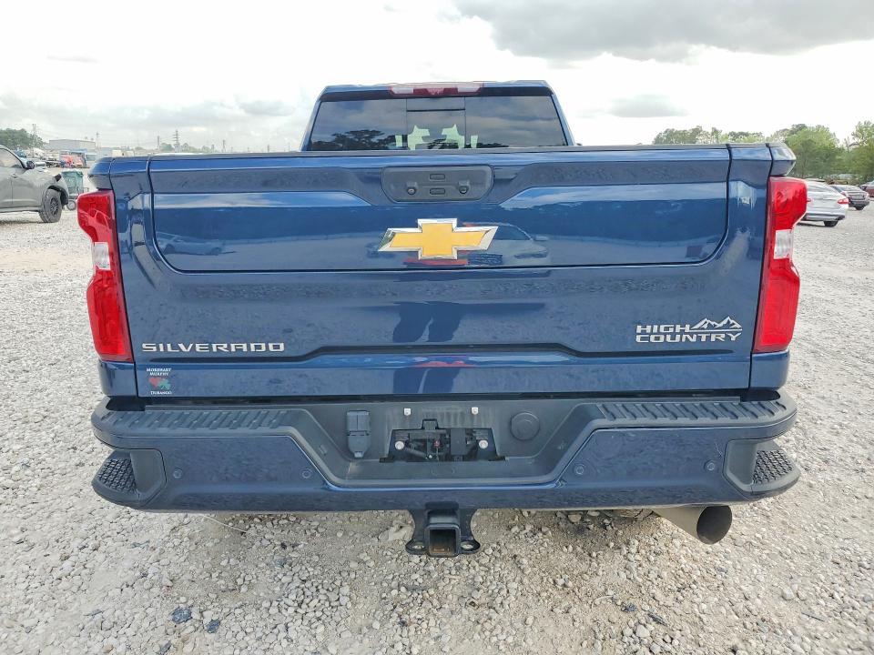 2022 Chevrolet Silverado K3500 High Country