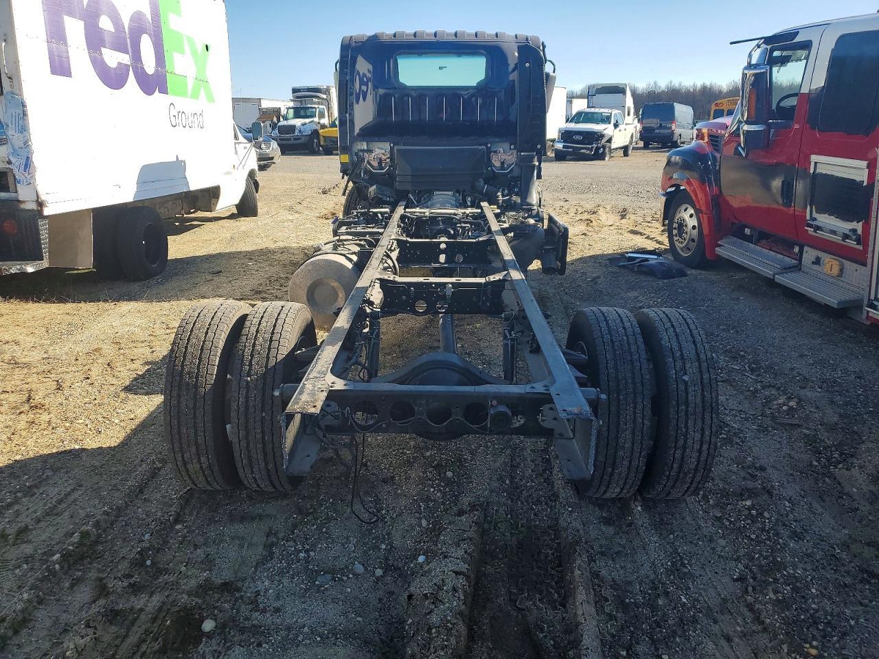 2025 Isuzu NRR Truck Cab AND Chassis