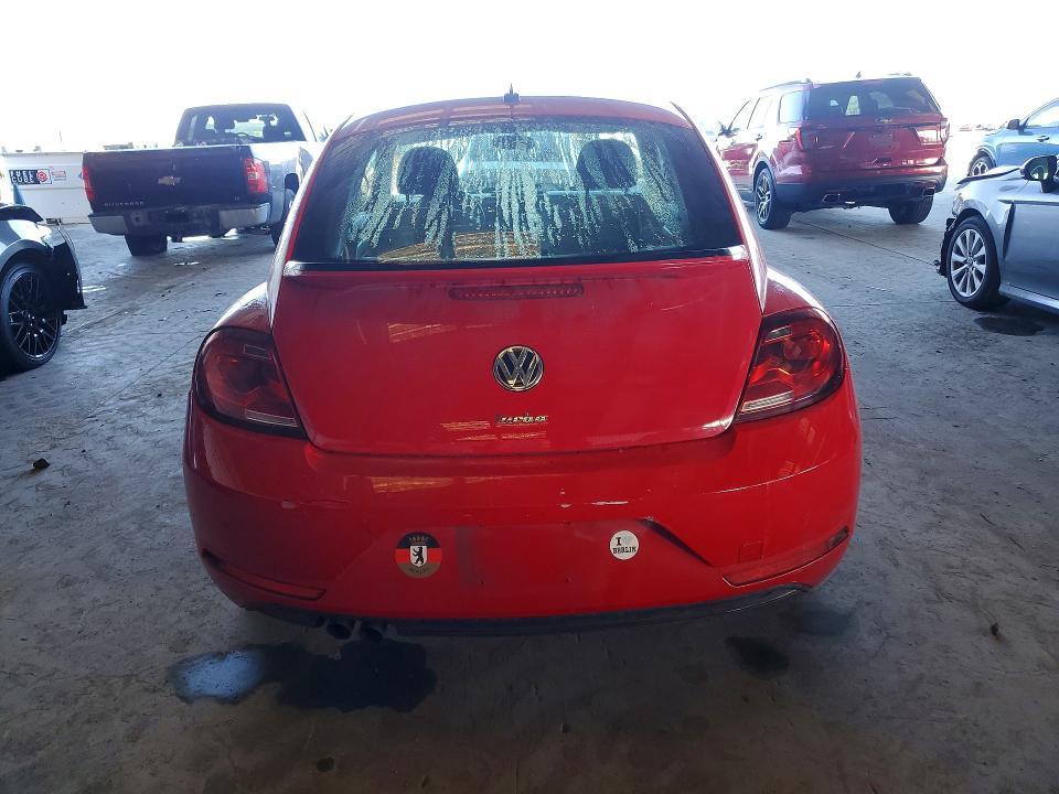 2019 Volkswagen Beetle s