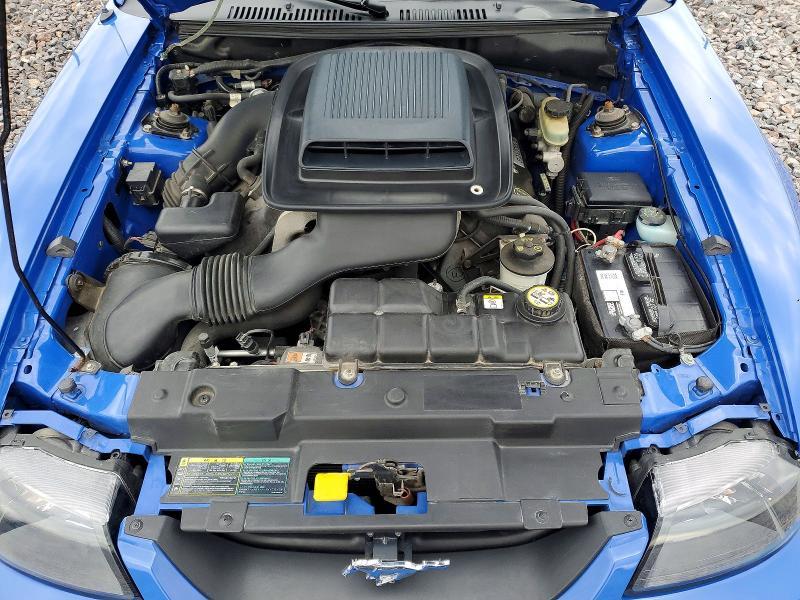 2003 Ford Mustang Mach i