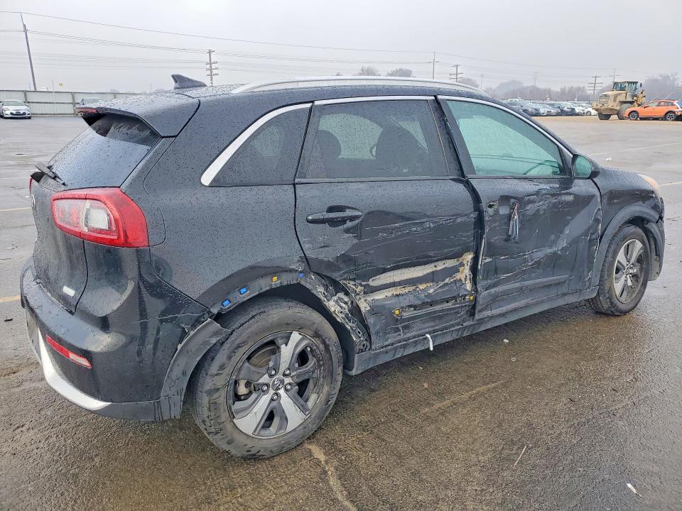 2017 KIA Niro lx