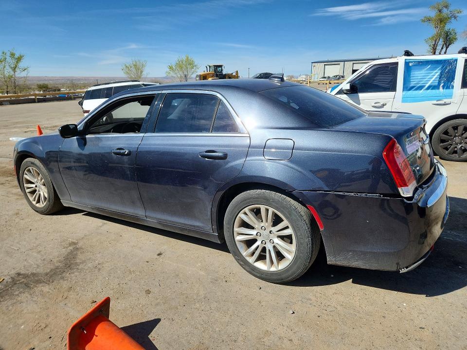 2017 Chrysler 300 Limited
