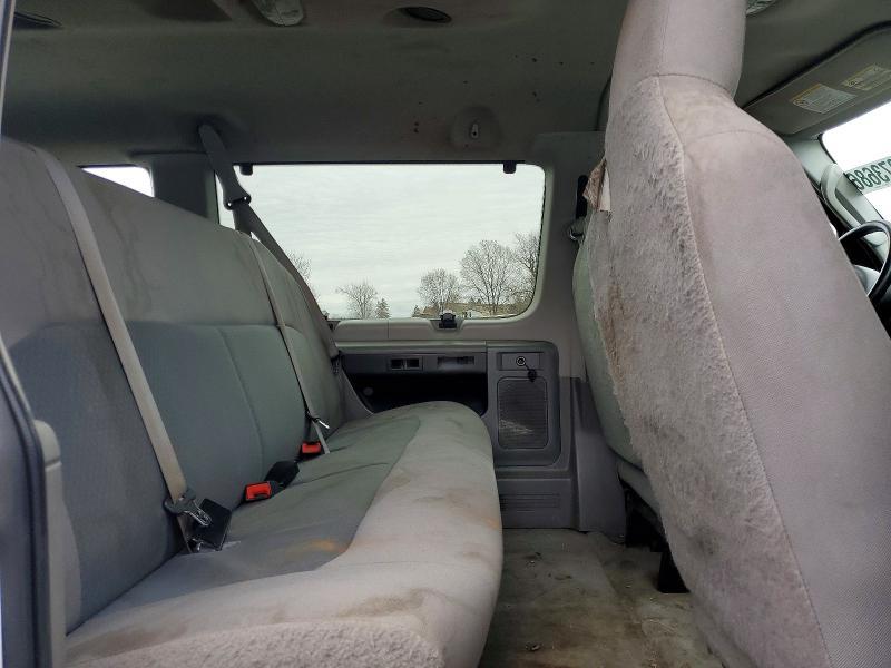 2014 Ford Econoline E350 Super Duty Wagon