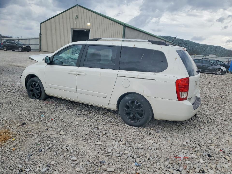 2014 KIA Sedona lx