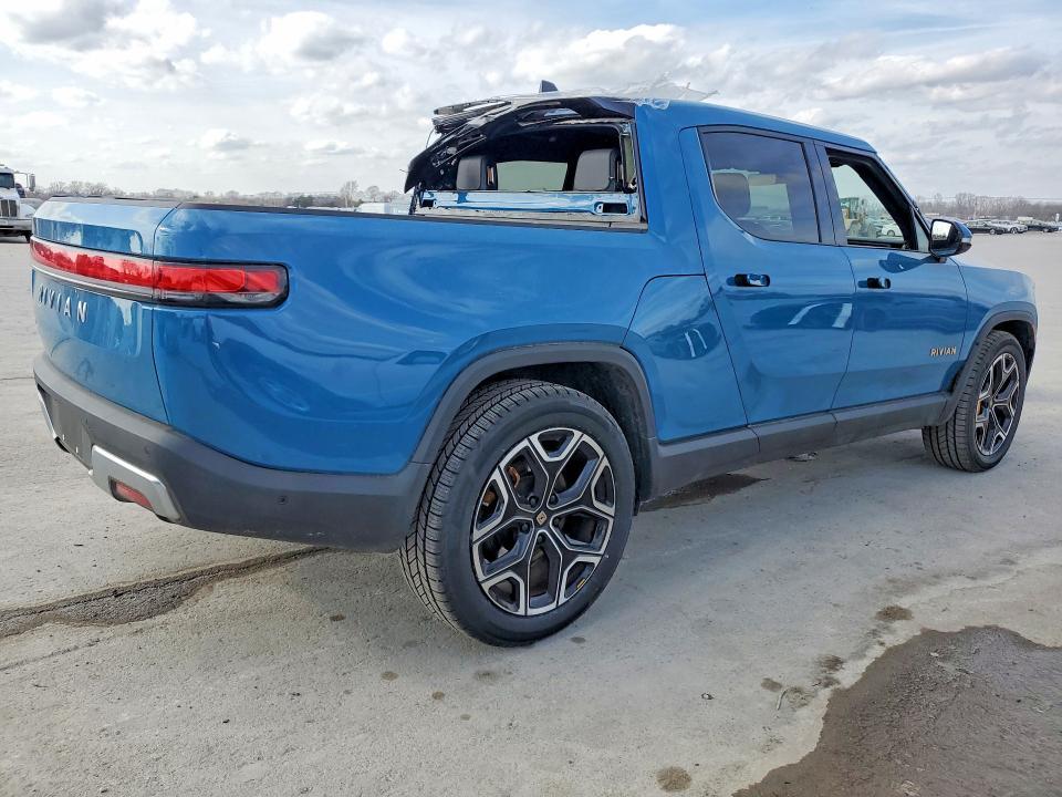 2023 Rivian R1T Adventure