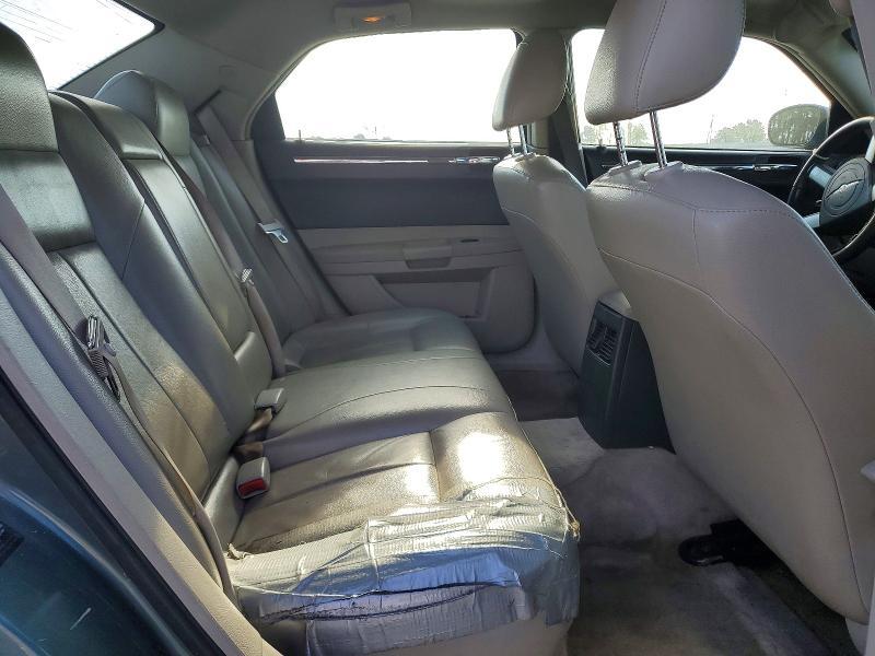 2005 Chrysler 300 Touring