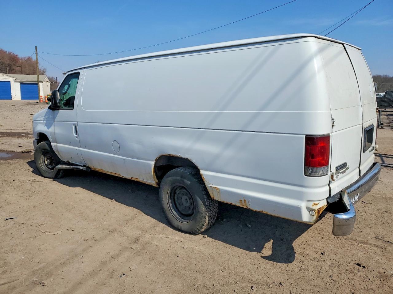 2011 Ford Econoline E350 Super Duty Van
