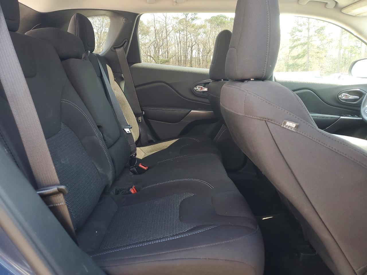 2020 Jeep Cherokee Latitude