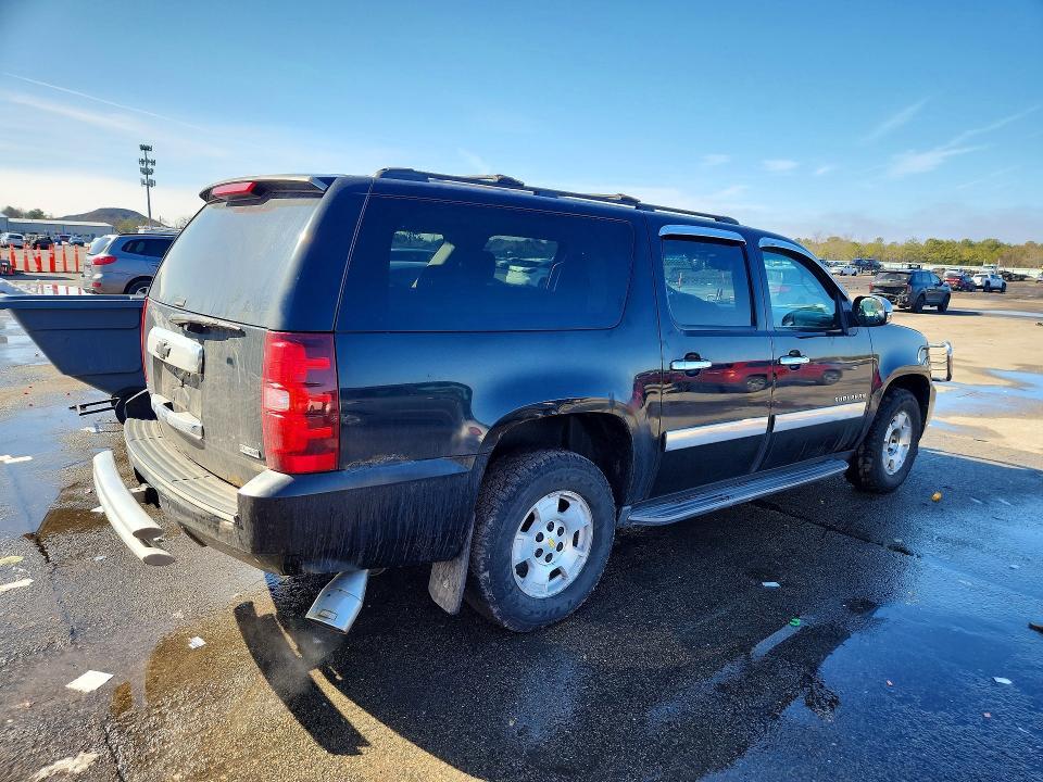 2011 Chev Suburban