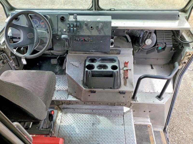 2020 Freightliner MT45G Chassis Delivery Truck