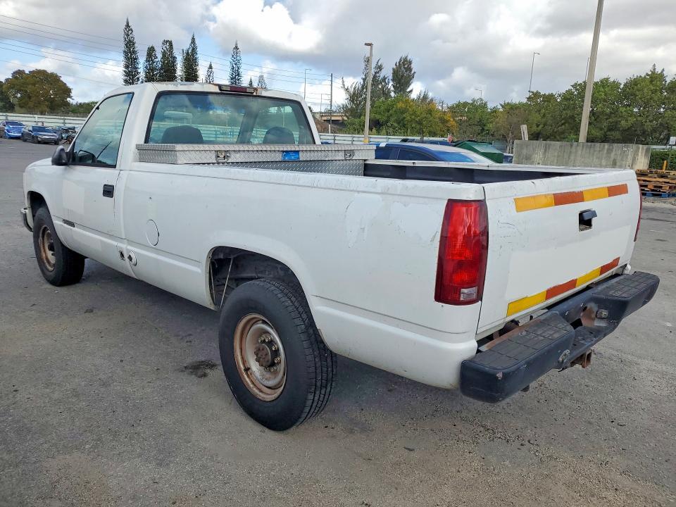 1999 Chevrolet GMT-400 C2500