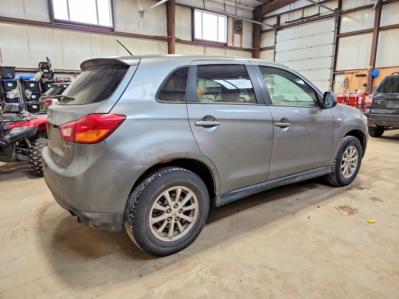 2013 Mitsubishi RVR