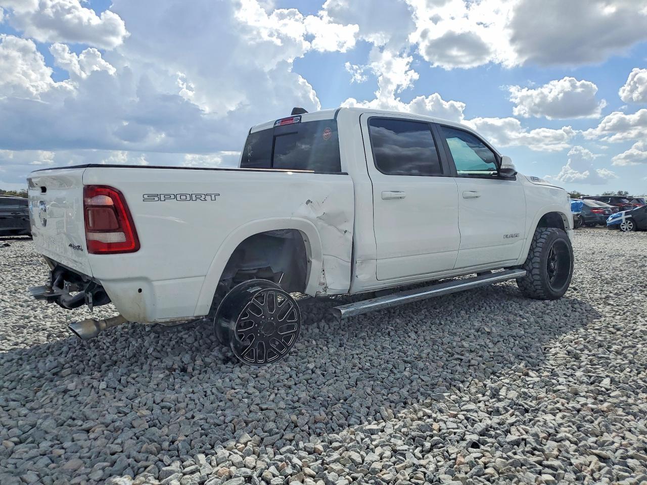 2021 Dodge 1500 Laramie