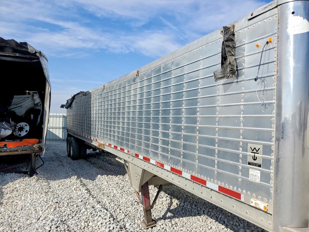 2008 Wilson ON DWH-550 Grain Trailer